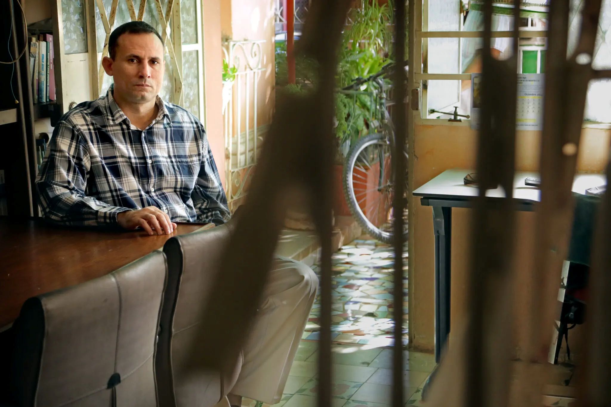 El disidente Daniel Ferrer sale de la cárcel en Cuba y se exilia en EE. UU.