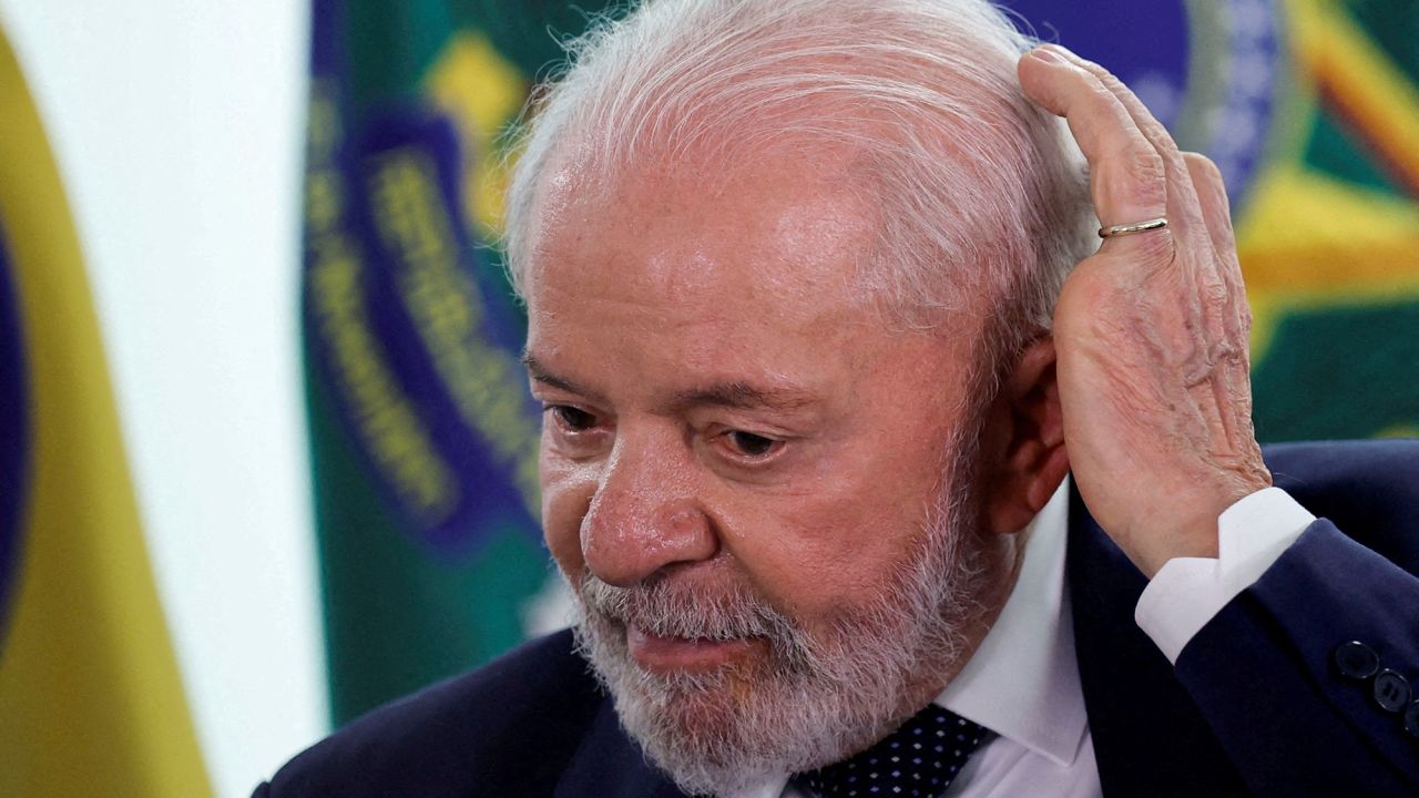 Lula pide a Trump en una llamada telefónica que retire los aranceles y las sanciones a funcionarios brasileños