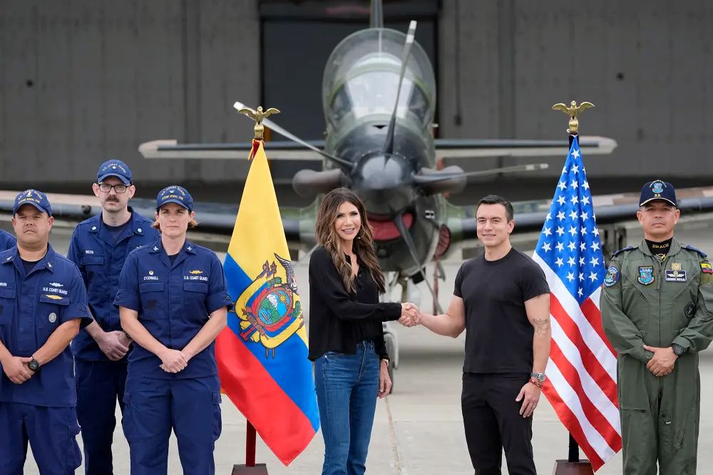 Estados Unidos busca instalar oficinas de departamento de Seguridad Nacional en Ecuador