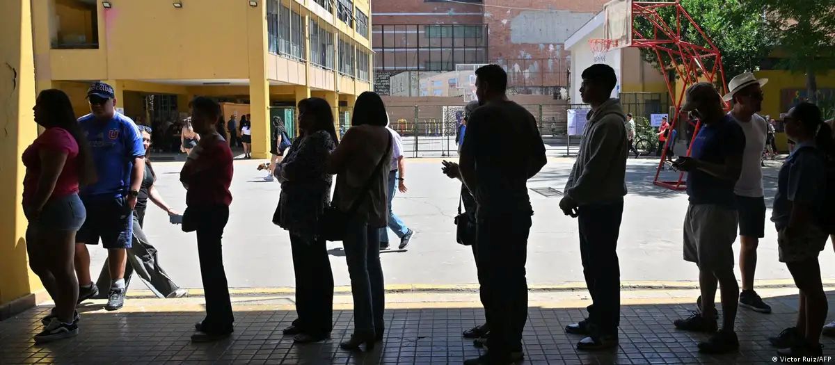 Boric felicita a Jara y Kast y pide “un debate con altura”