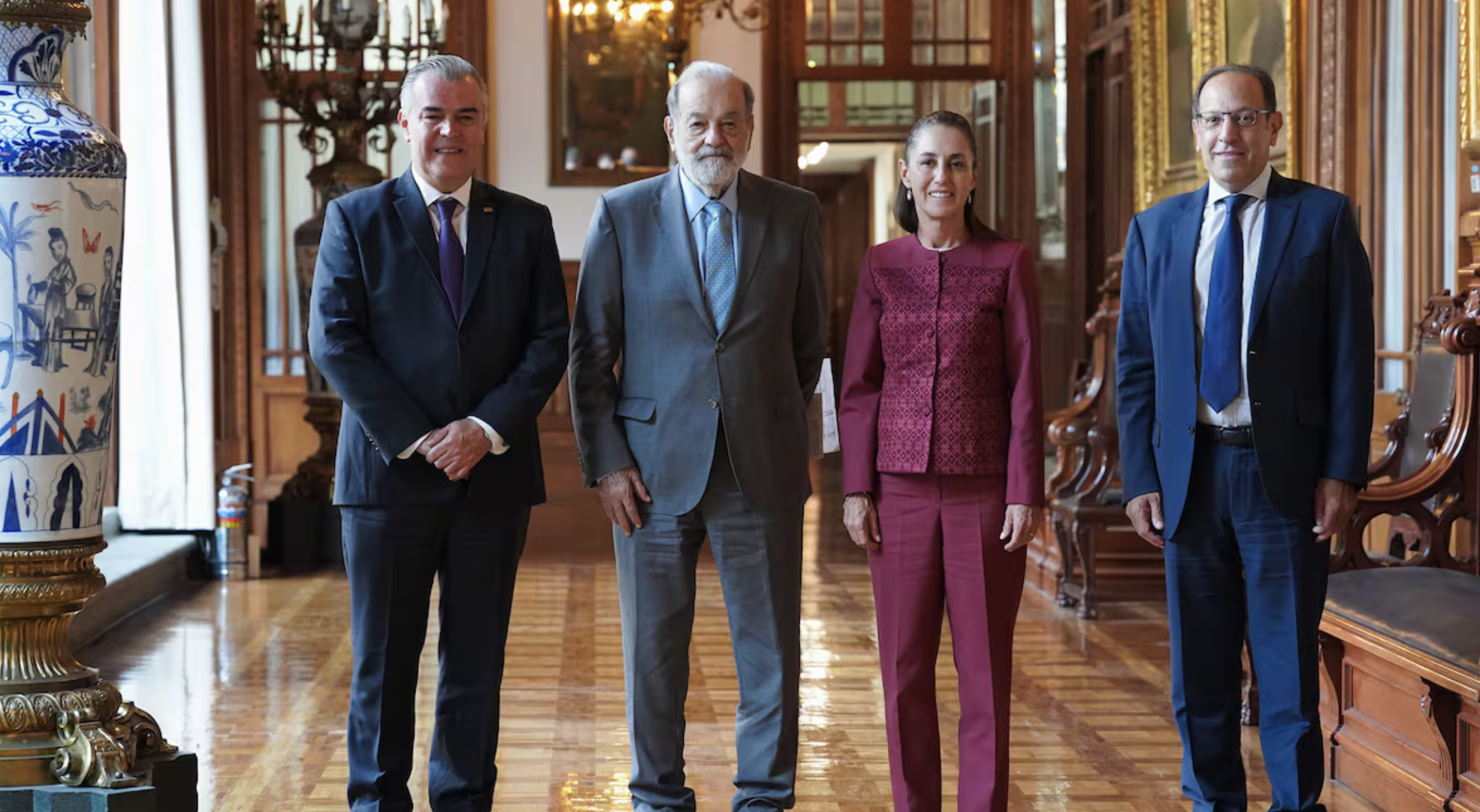 Sheinbaum alista un plan emergente de inversiones de la mano del empresariado para atajar la caída de la economía