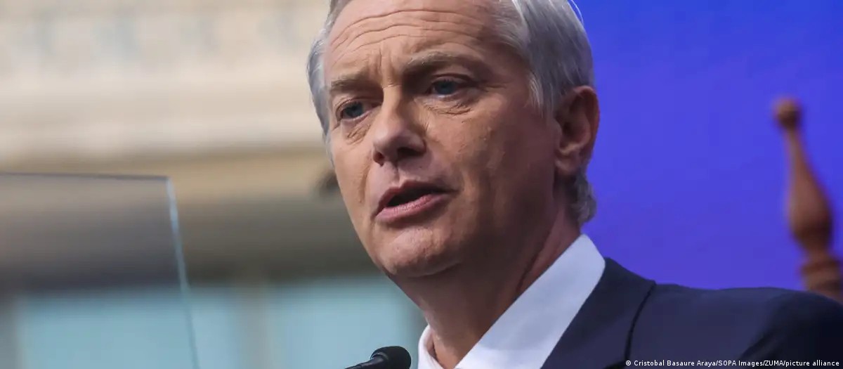 Kast promete “seguridad” en Chile durante cierre de campaña