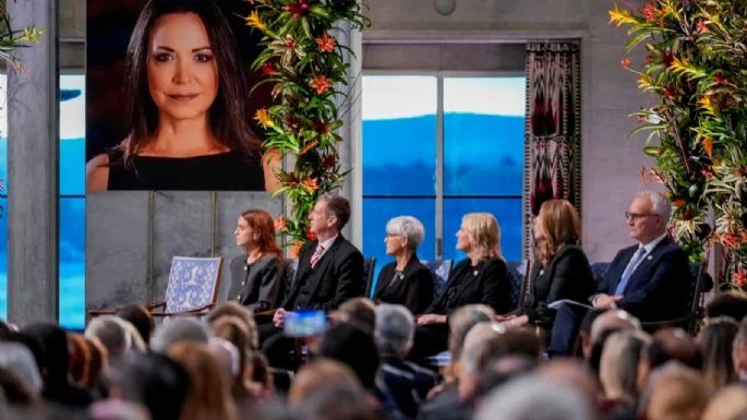 Hija de María Corina Machado acepta el Premio Nobel de la Paz en su nombre