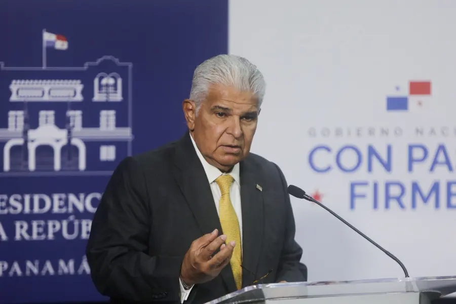 Presidente de Panamá asegura que no teme aumento de la tensión en torno al Canal