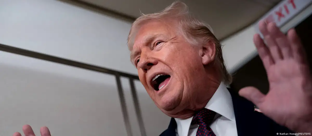 Trump anuncia aranceles extras a quienes comercien con Irán