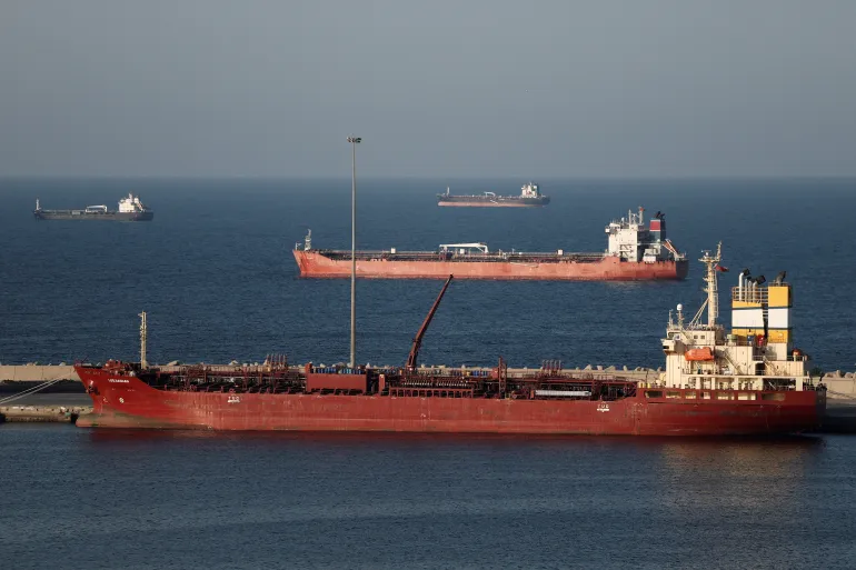 Hormuz Stranglehold: Oil Surges Amid Iranian Blockade