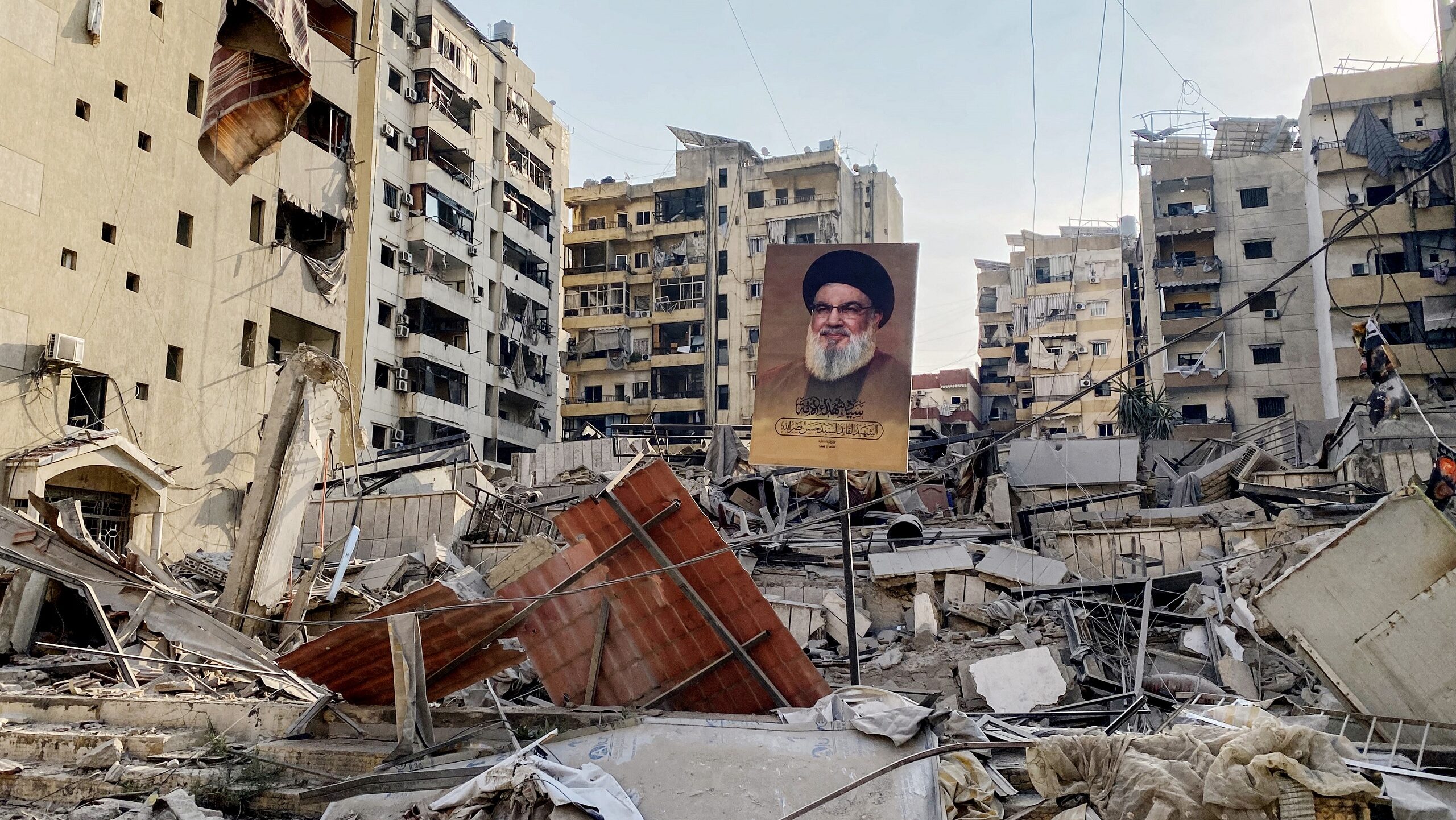 Oil Wavers on Mixed Signals in Middle East Talks