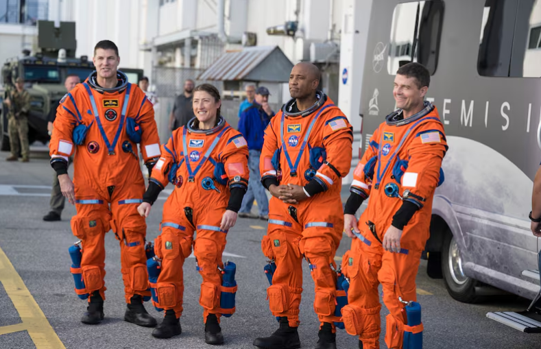 TRIPULACION-bLOOMBERG