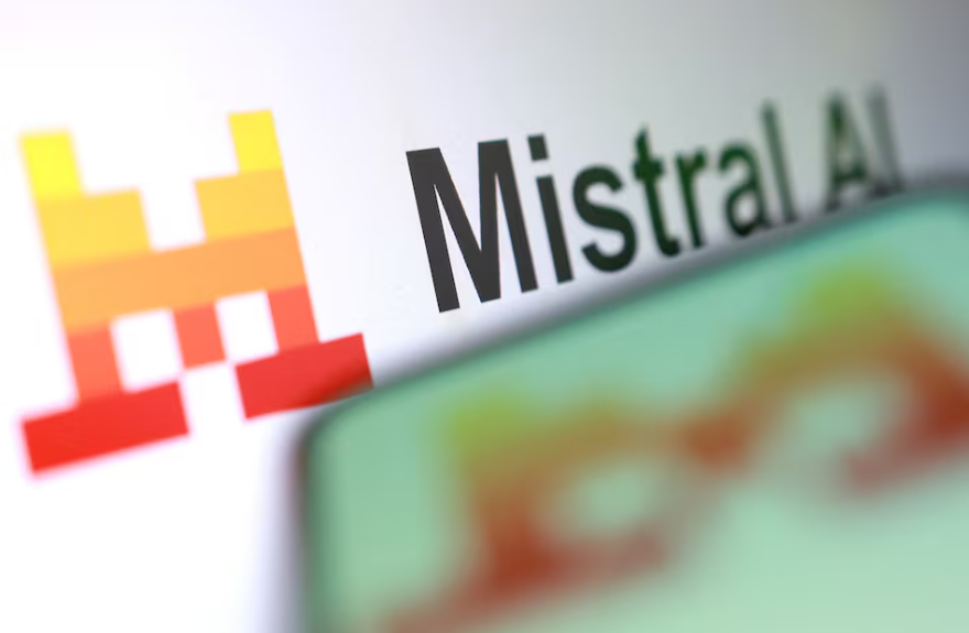 logo mistral ai-Reuters
