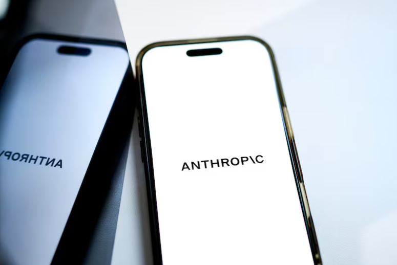 logotipoanthropoic-Bloomberg