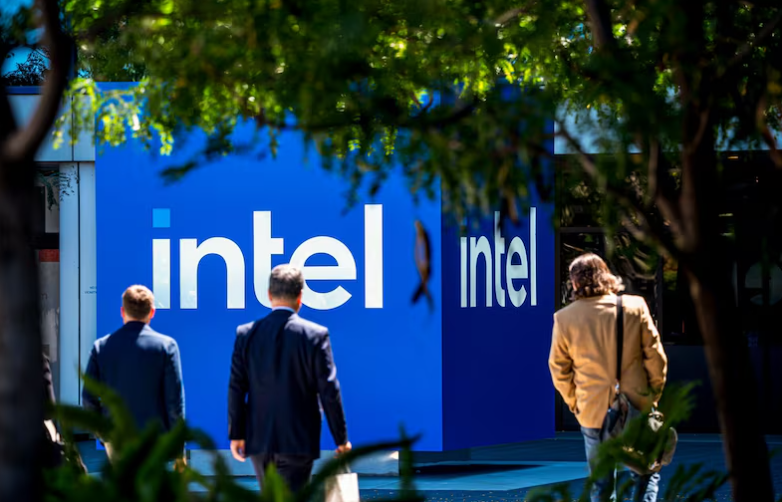 Luego de dos décadas, Intel rompe los máximos de la era puntocom gracias al impulso de la IA