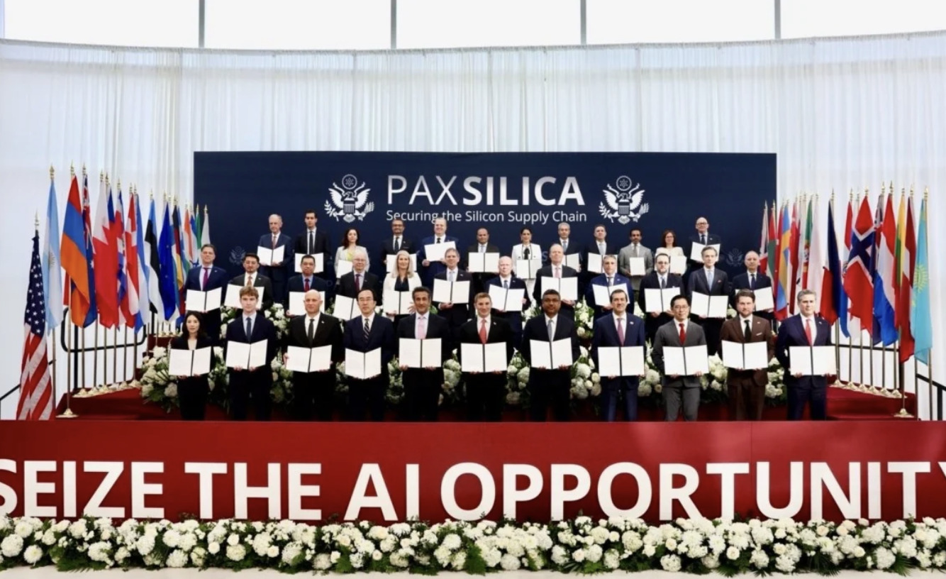 US Assures India Over AI ‘Kill Switch’ as ‘Pax Silica’ Expands in Bid to Counter China