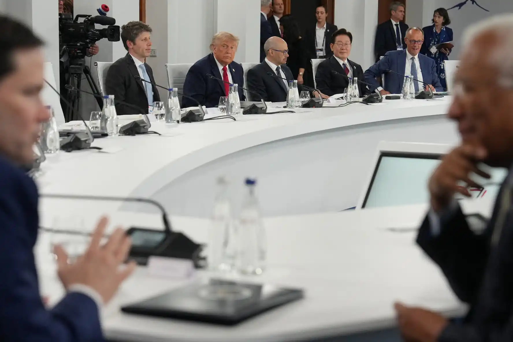G7 Should Accept AI Standards Offer, but Make It Enforceable