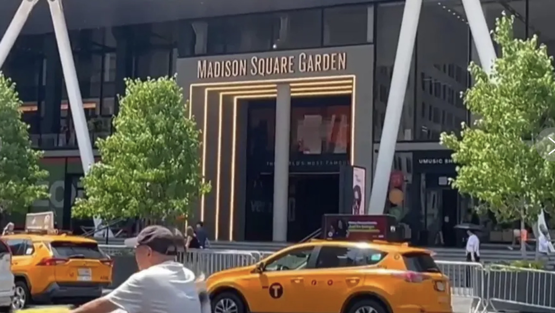 Taylor Swift and Travis Kelce to Host Wedding at Madison Square Garden