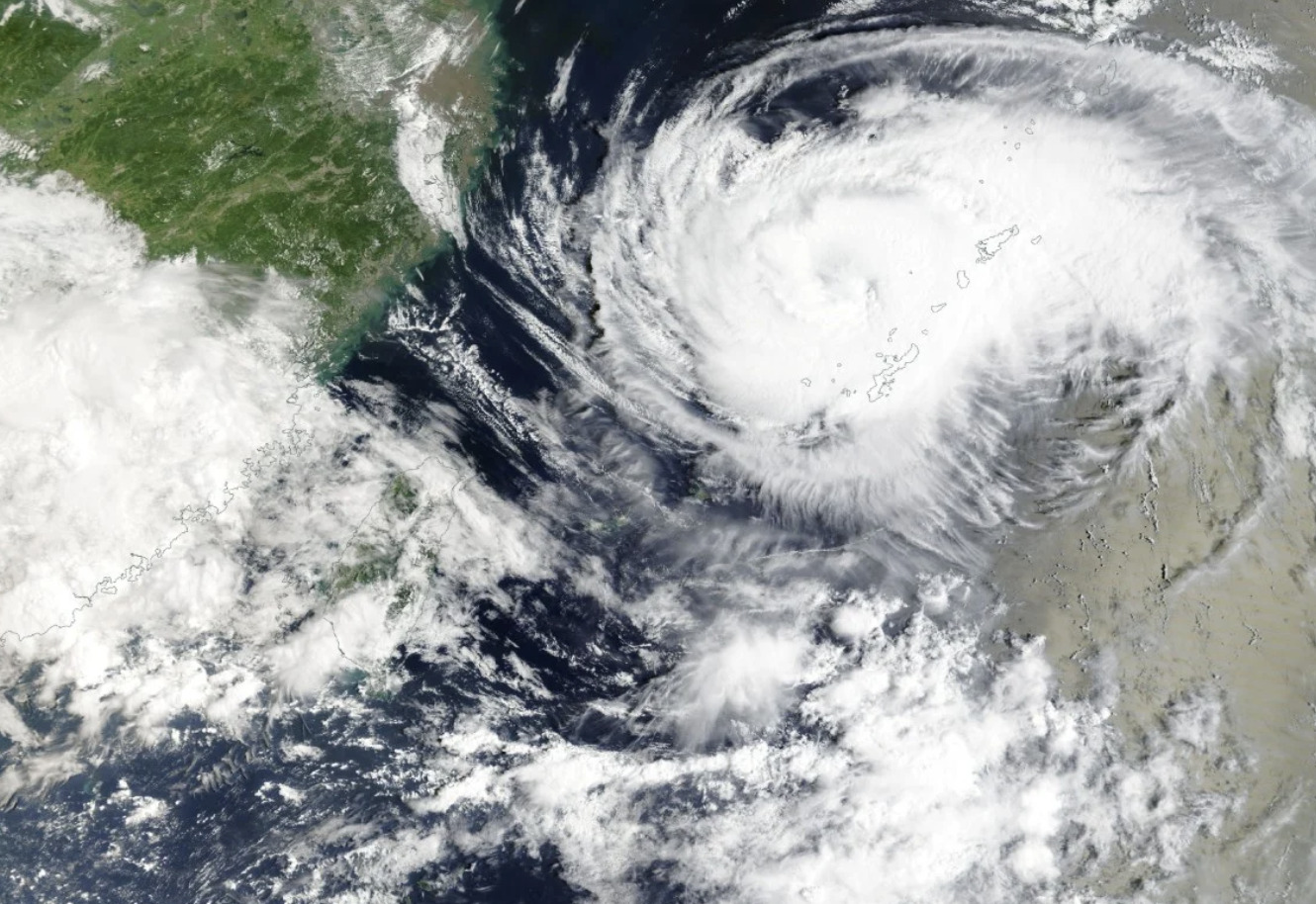 Flights, ferries cancelled in Shanghai and Shenzhen as Typhoon Saudel closes in