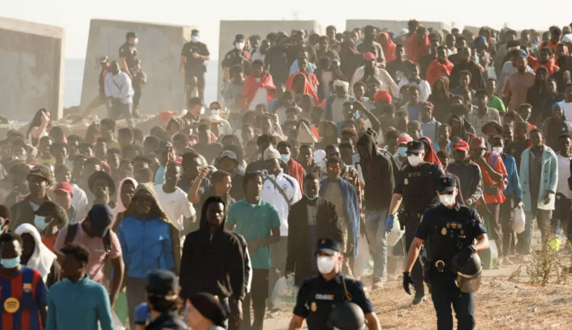 Spain CNI Ceuta documents reveal intelligence warnings 24 hours before massive border entry
