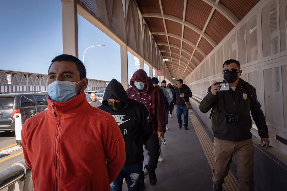 La Administración Trump Presume de 16 Meses Consecutivos Sin Realizar Liberaciones de Inmigrantes en la Frontera con México