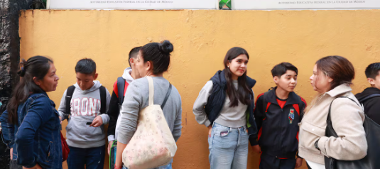 Los países de Latinoamérica retroceden en el informe PISA 2025 y Estados Unidos se hunde en lectura.