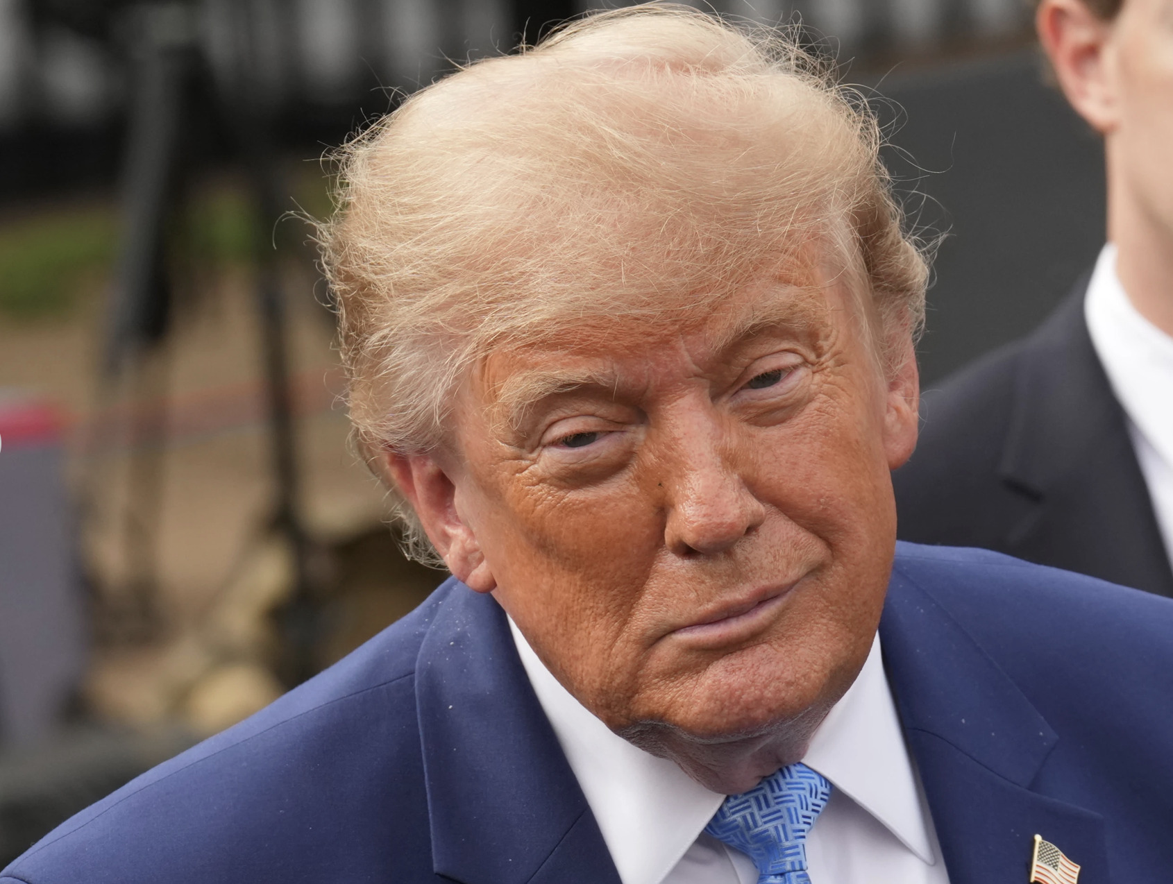 Trump will unveil $54 billion in South Korean investment in Alaska, site of a tight Senate race