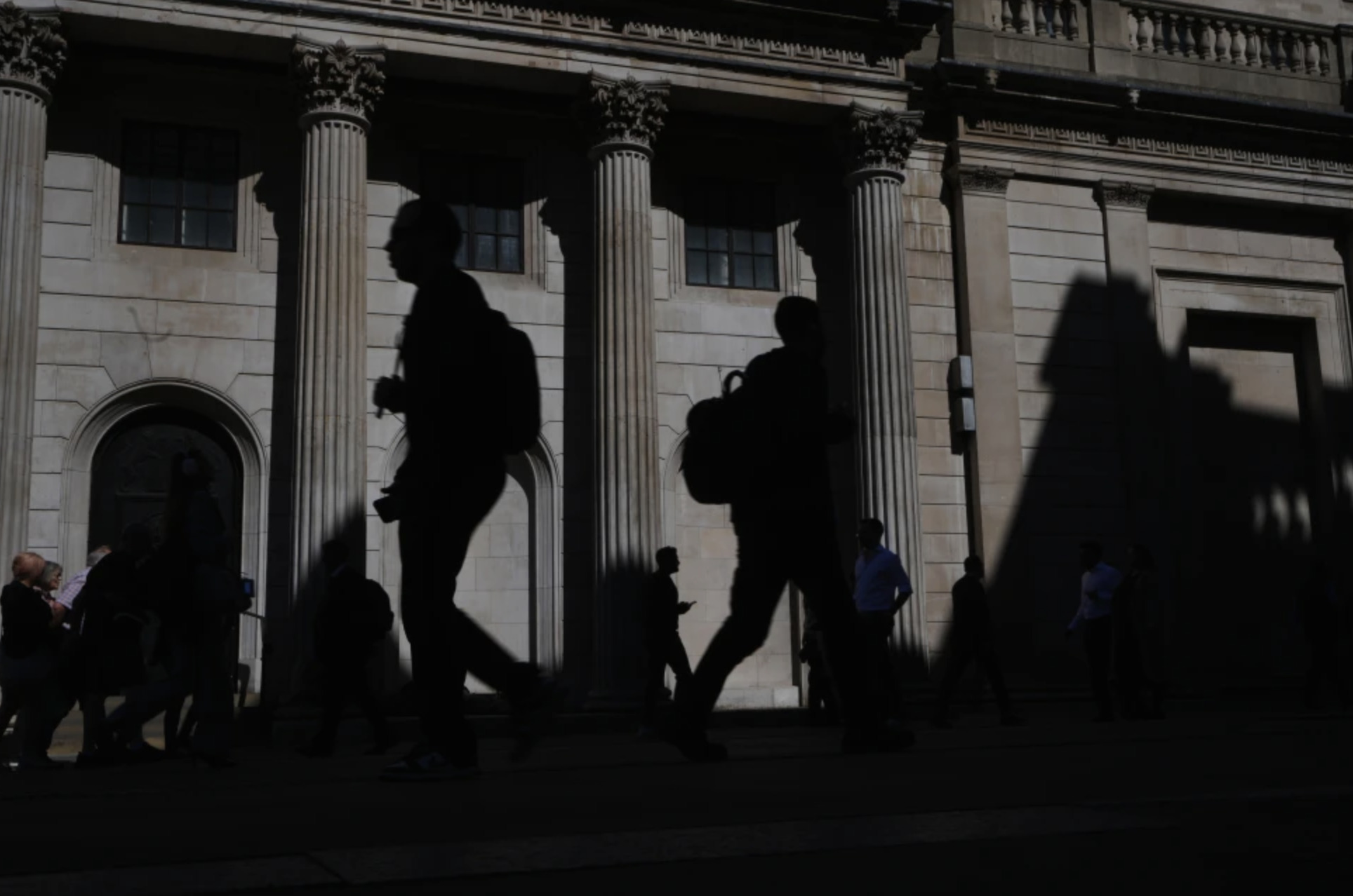 UK inflation rises to 5-month high, further pressuring Bank of England to raise rates this year