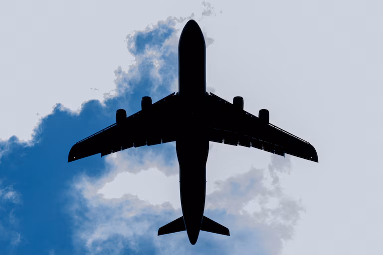 Un gigantesco avión militar de Estados Unidos aterrizó en Ecuador