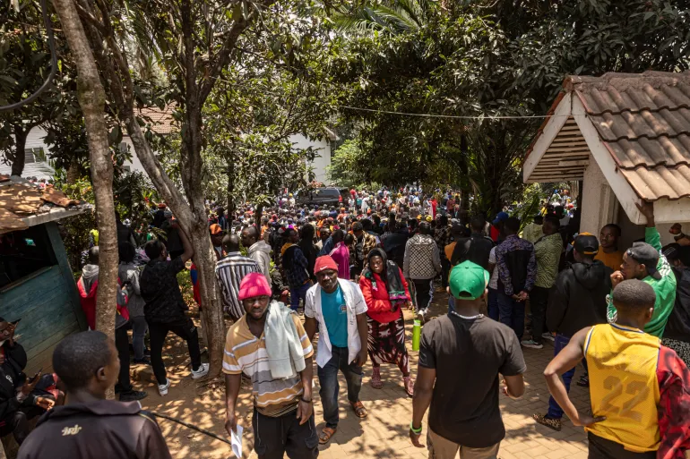 Kenya offers amnesty for migrants after Burundians rush to leave