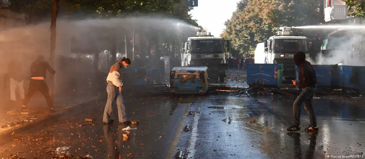 Albania student protests escalate as Education Ministry catches fire