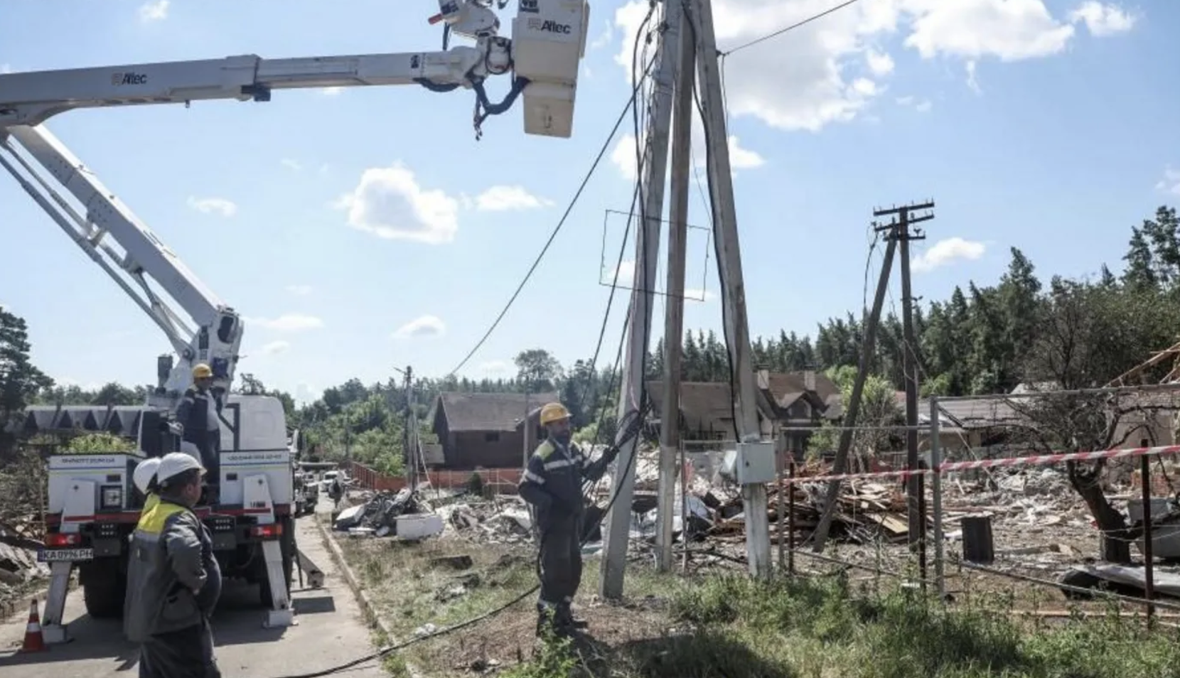 Moscow silent Trump energy ceasefire Ukraine attacks continue amidst strategic diplomatic calculations