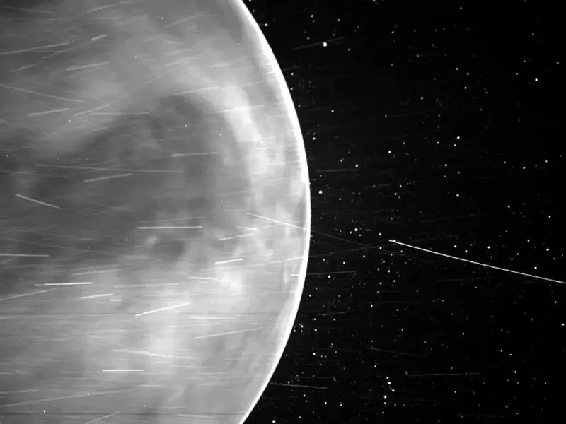 Venus tuvo una luna, pero se la “tragó”, sugiere un estudio