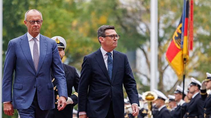Primera visita a Alemania de Burnham: Rusia y la posible vuelta a la UE marcan la agenda